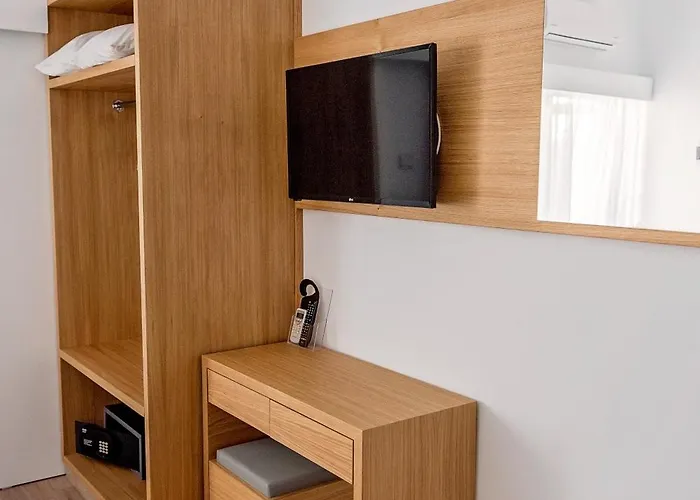 Szálloda Pyramos 2*