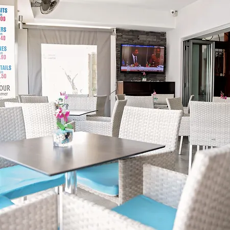 Szálloda Pyramos 2*