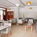 Hotel Pyramos 2*