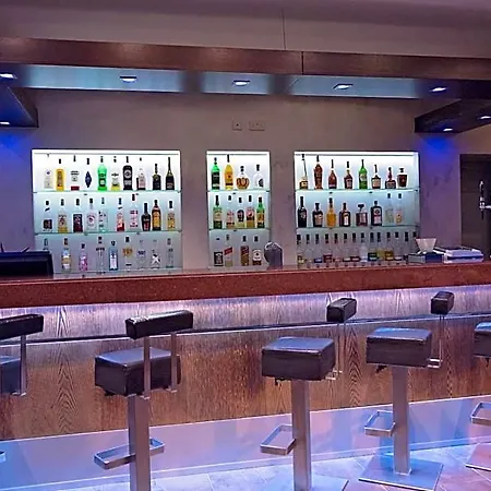 皮尔莫斯酒店 酒店