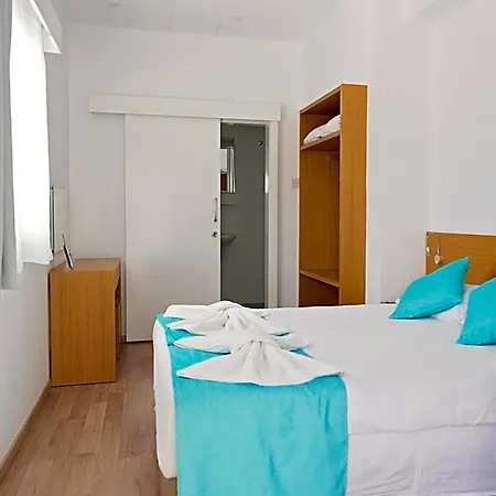 皮尔莫斯酒店 Paphos