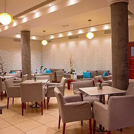 皮尔莫斯酒店 酒店 2*