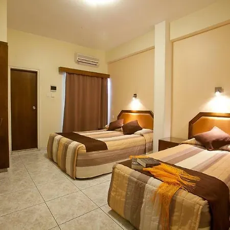 Pyramos Hotel 2*