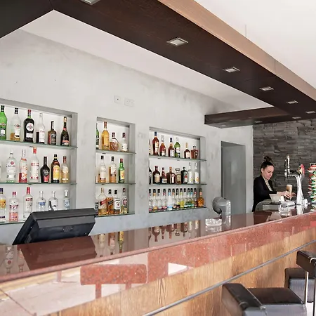 Ξενοδοχείο πύραμος 2*