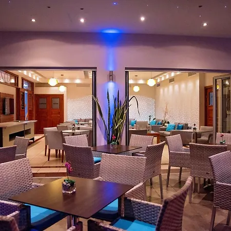 πύραμος Ξενοδοχείο 2*